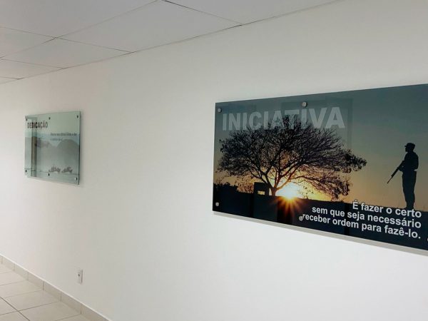 lasersign-sinalizacao-e-projetos-empresa-brasilia-acessibilidade-1920x1080-exercito-do-brasil