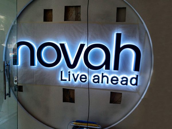 lasersign-sinalizacao-e-projetos-empresa-brasilia-letras-caixa-1920x1080-novah-live-ahead-01