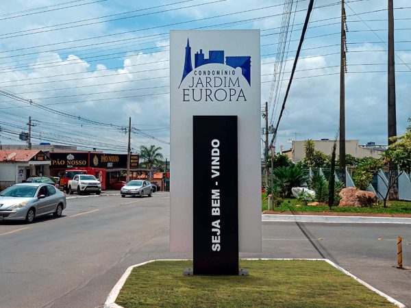 lasersign-sinalizacao-e-projetos-empresa-brasilia-totens-1920x1080-condominio-jardim-europa