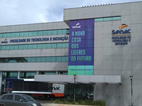 Adesivo Vidro, Letras Caixa